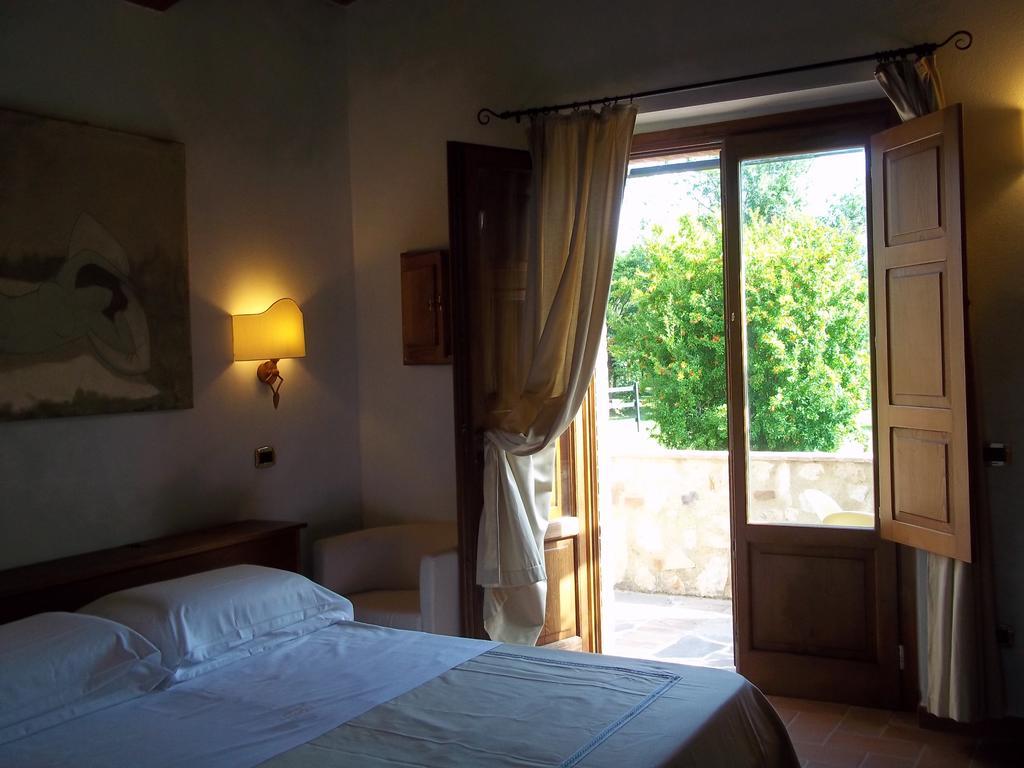 Agriturismo Lupo Cerrino Тарквиния Номер фото
