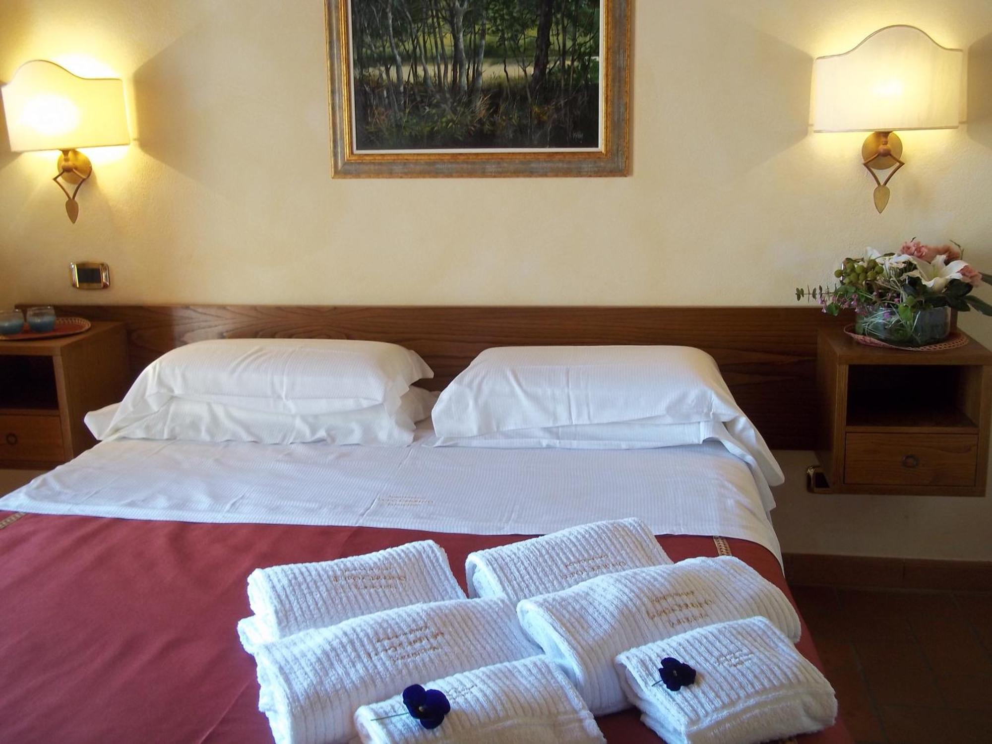 Agriturismo Lupo Cerrino Тарквиния Номер фото