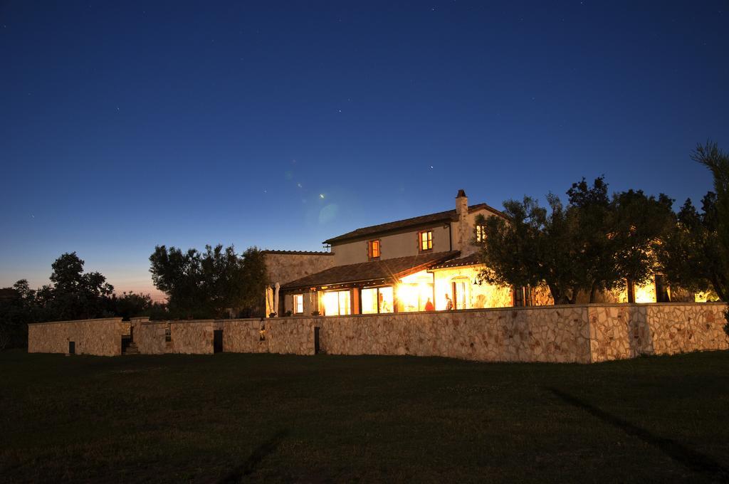 Agriturismo Lupo Cerrino Тарквиния Экстерьер фото